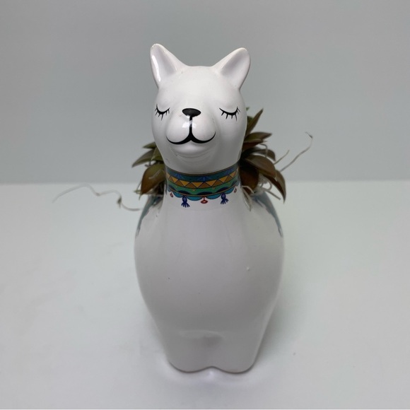 Lama Planter with Faux Plants - Picture 5 of 14
